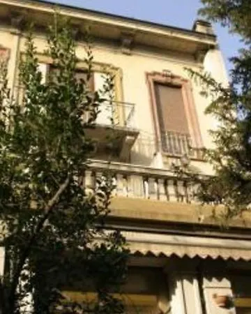 Etrusco فندق