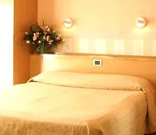 Etrusco 3*